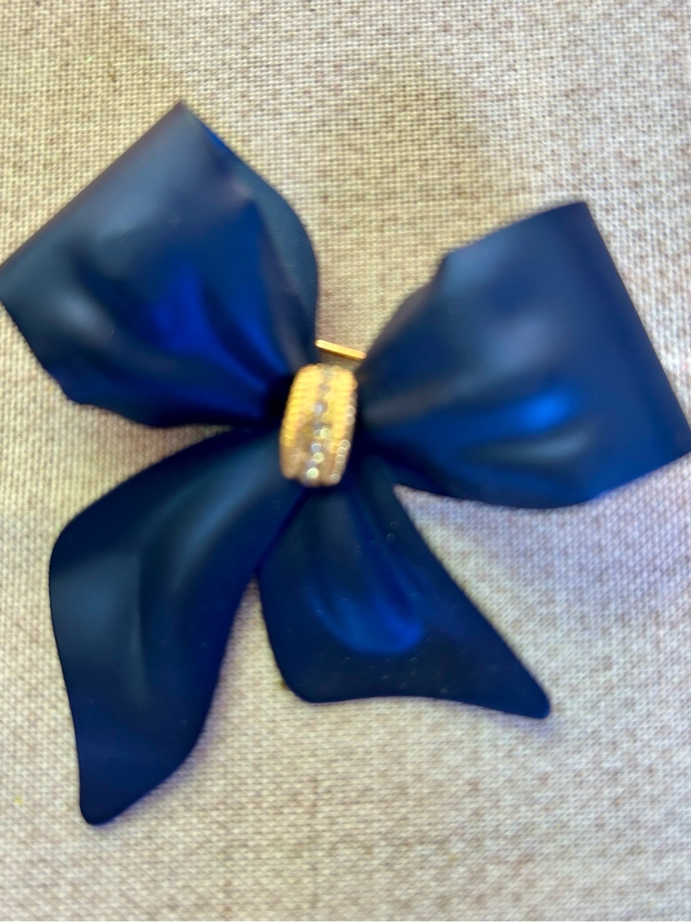 Navy Blue Bow Pin - Picture 4 of 5
